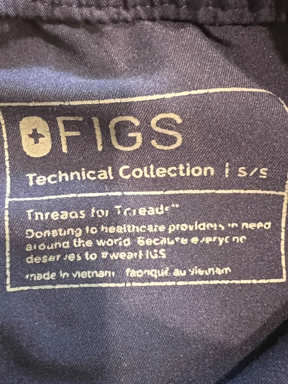 FIGS Men Small Short Cairo Cargo Scrub Pants navy blue TM3001S medical uniform